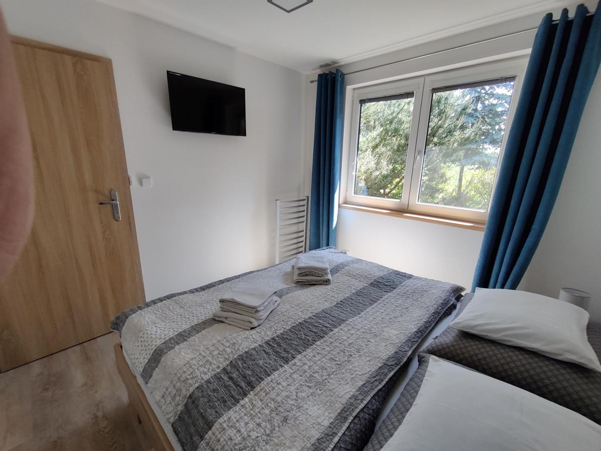 Apartman Pod Lipou - Samostatny Objekt Jaroměř Esterno foto