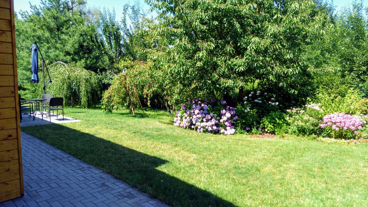 Apartman Pod Lipou - Samostatny Objekt Jaroměř Esterno foto